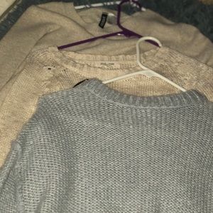 a bundle of 3 sweaters!